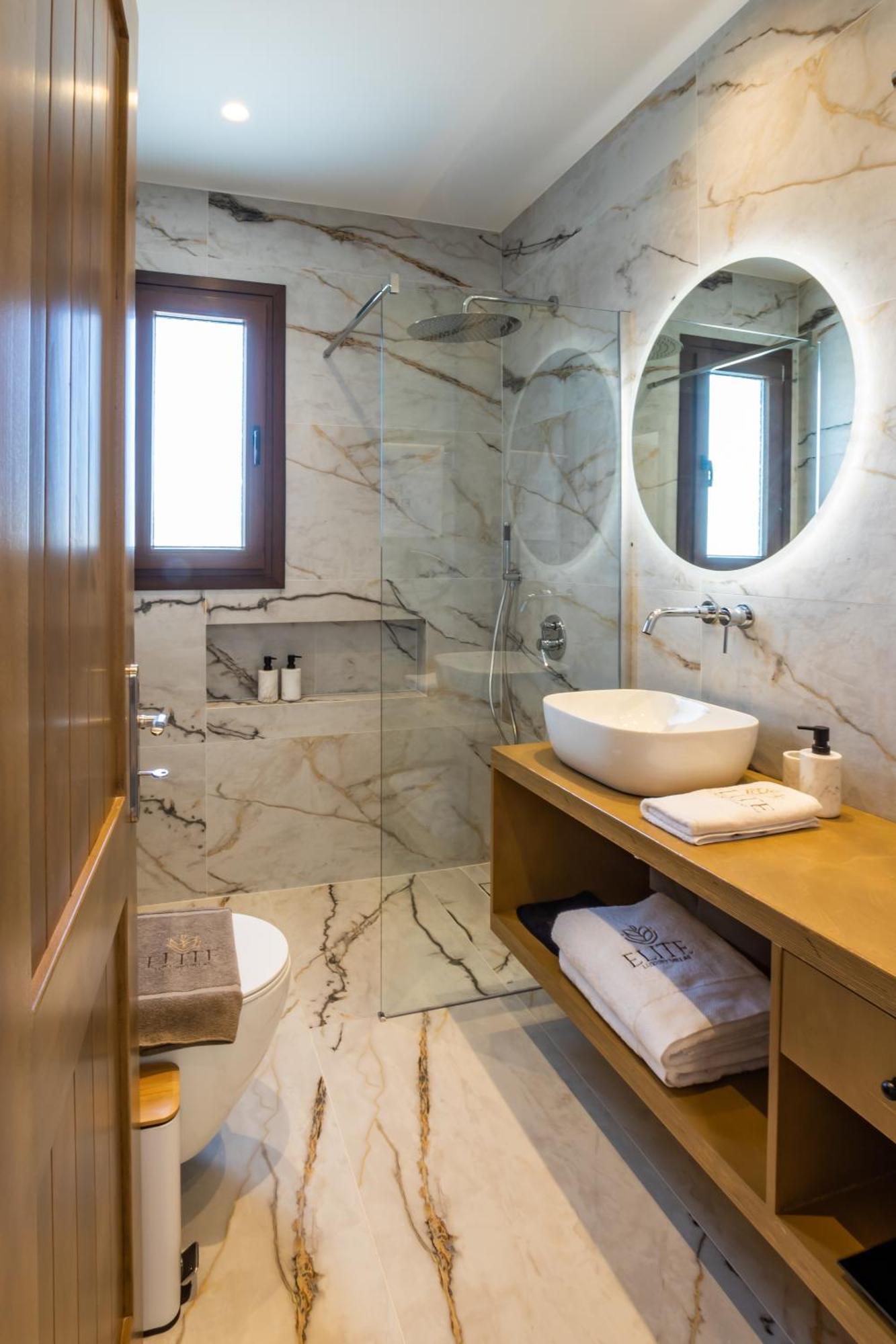 Elite Luxury Villas Afiartis Bagian luar foto